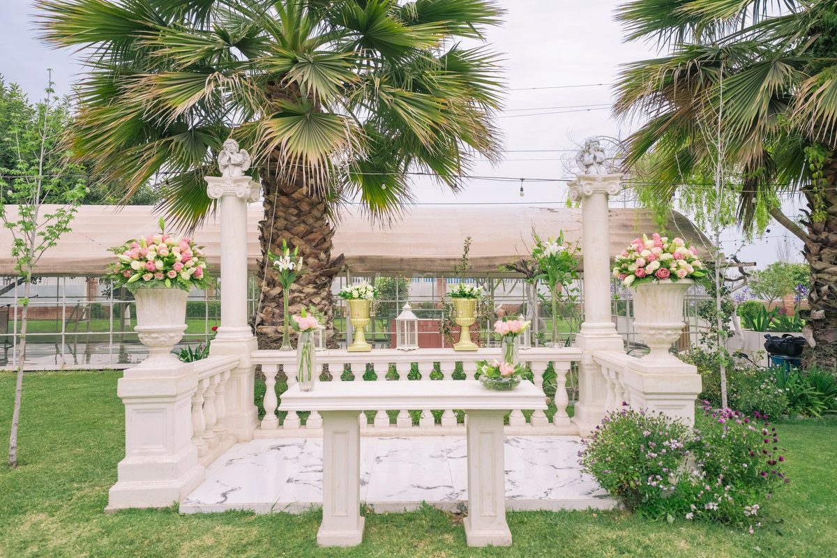 Altar y jardín de Casa Irene