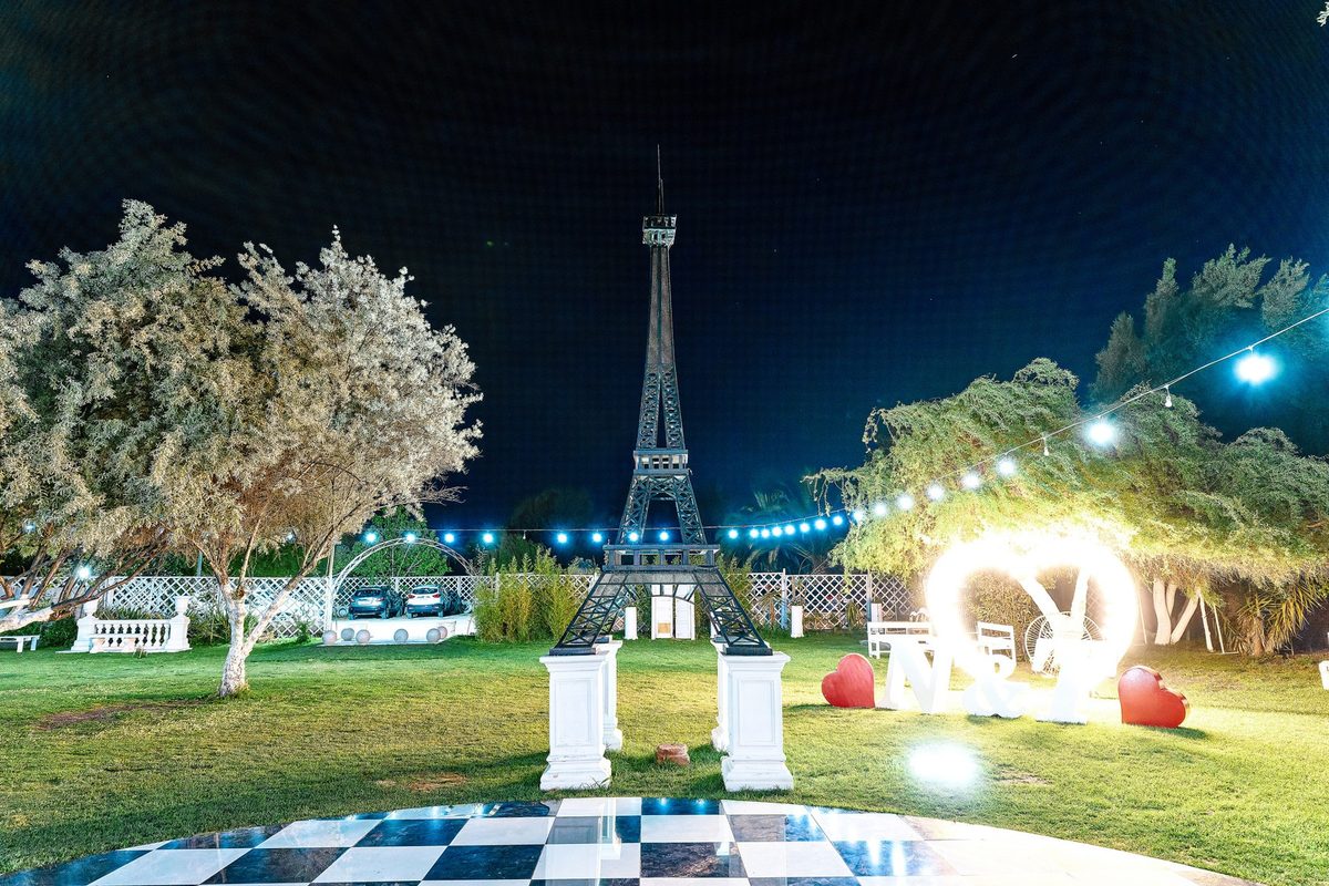 Jardín nocturno de Casa Irene